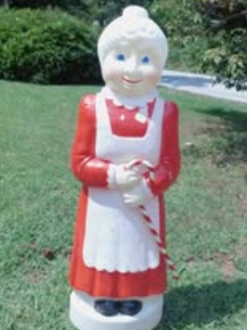 Vintage Don Featherstone Christmas Blow Mold MRS SANTA CLAUS with her Candy Cane